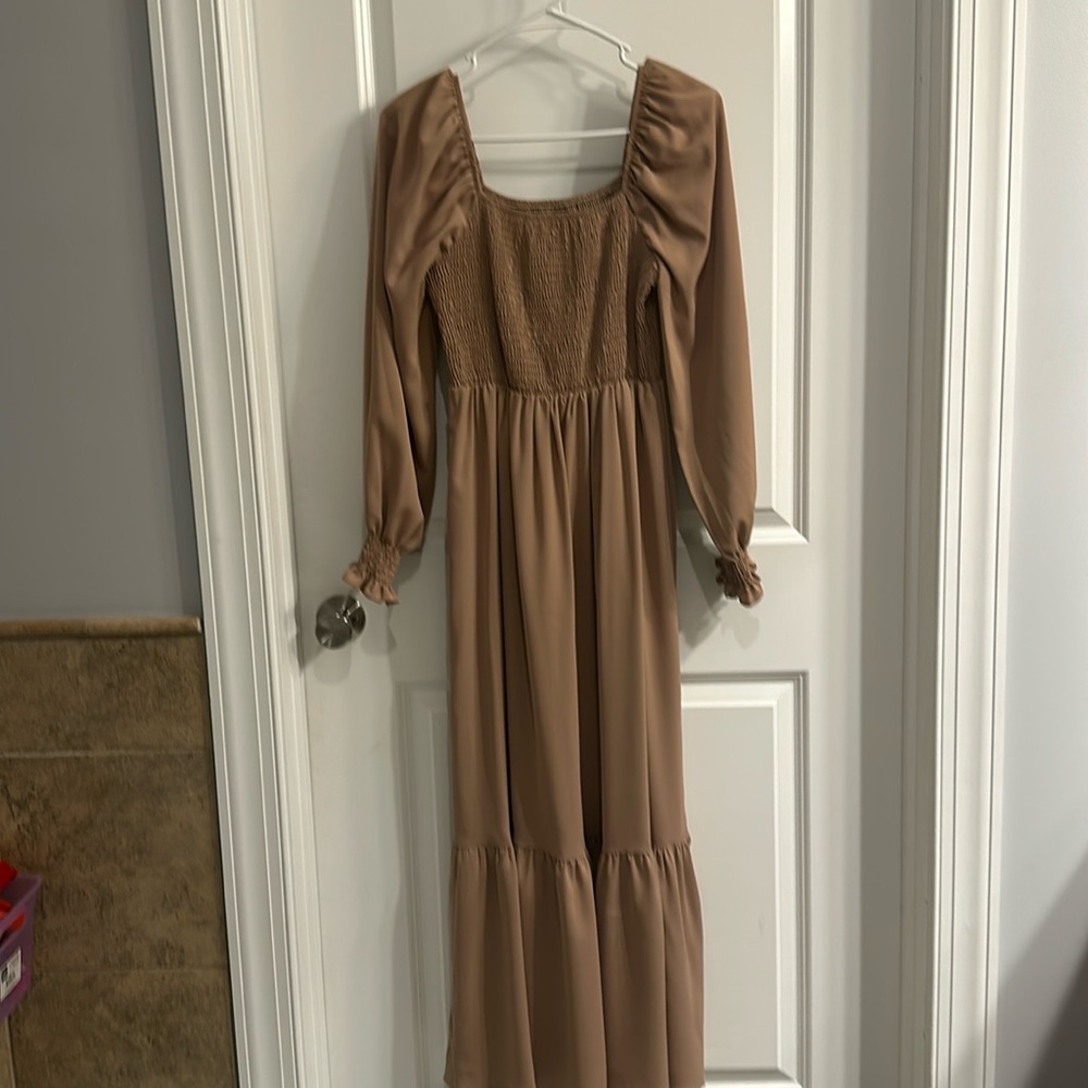 Beige dress